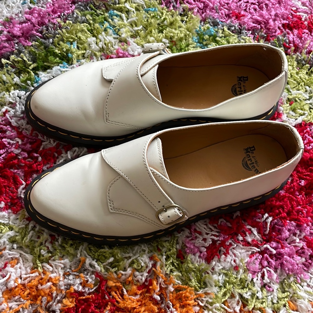 DR MARTENS White Shoes Size 8.5